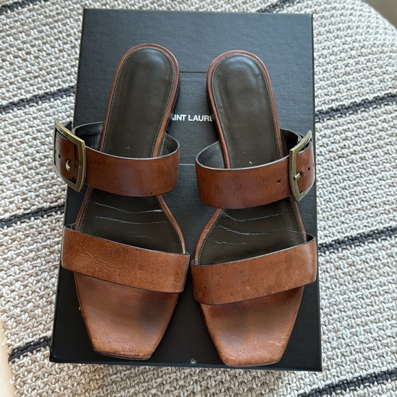 Authentic Saint Laurent double strap sandal in Oak - Picture 7 of 7